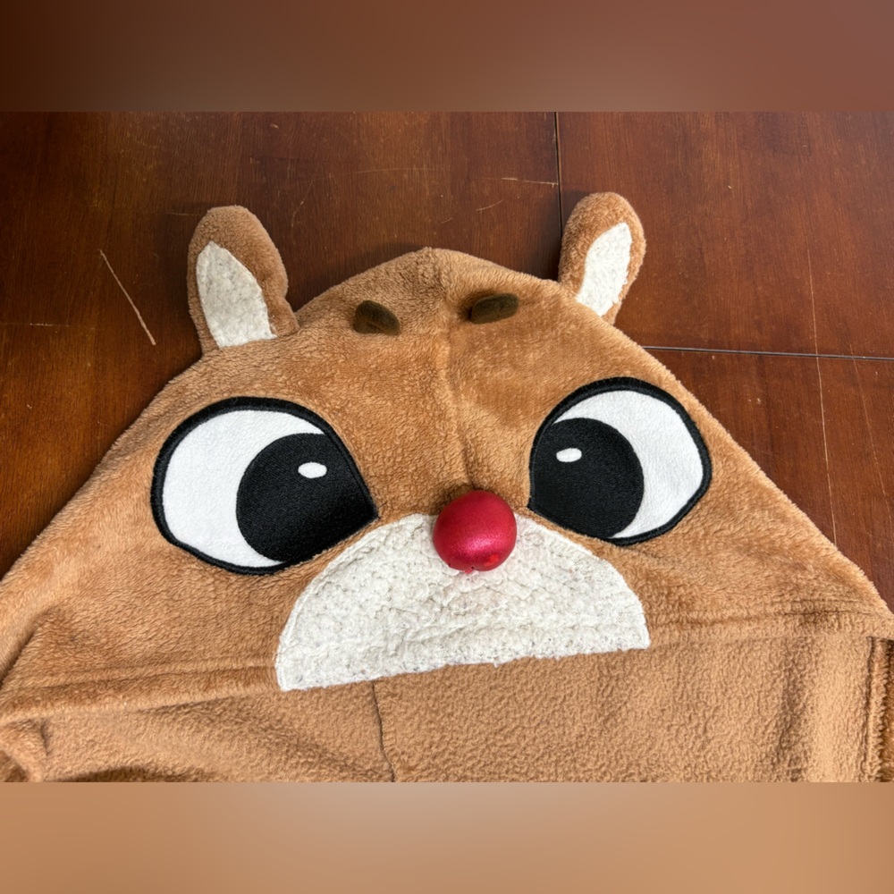Adult Unisex Size S(4/6) Rudolph The Red Nose Reindeer plush 1 PC Pajamas Fleece - Picture 13 of 15